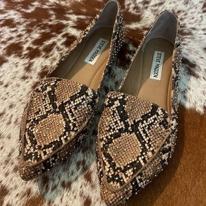 STEVE MADDEN Women's FEATHER Ballet Flats STUDDED TAN SNAKESKIN Size 7.5 M